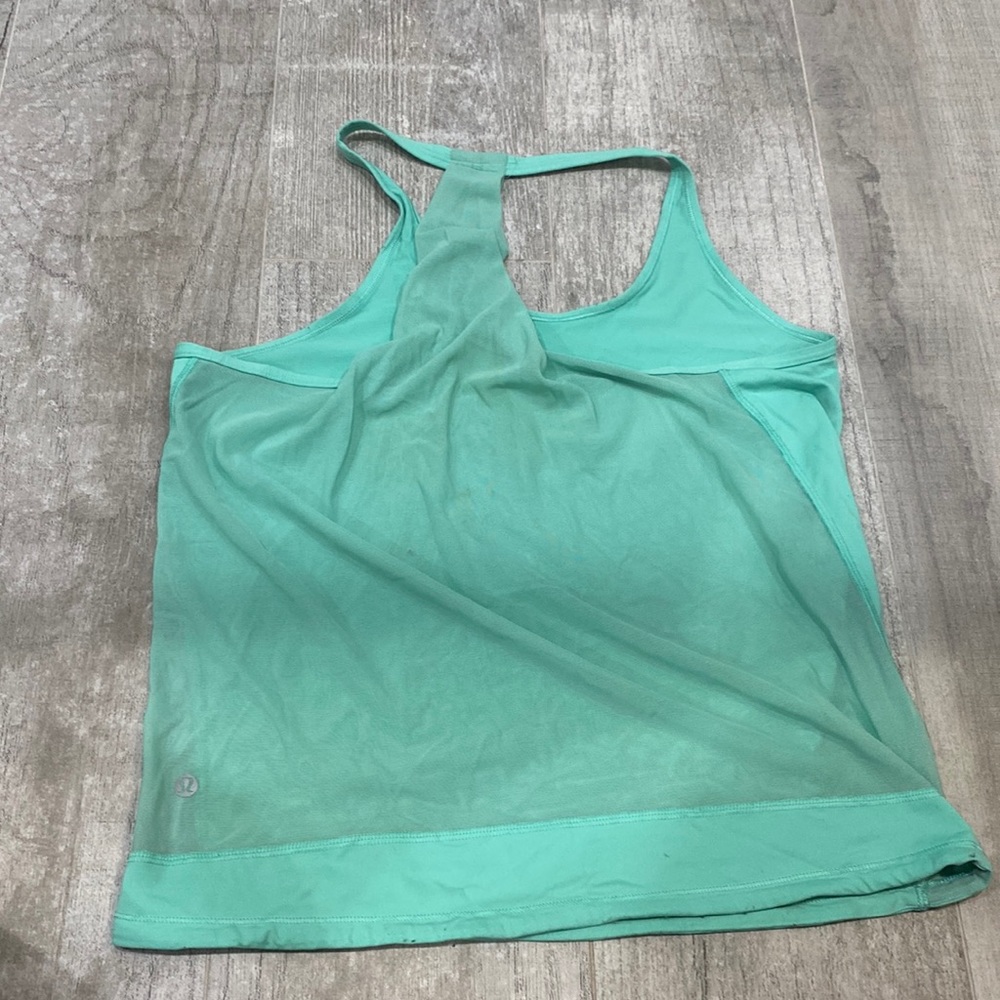 Lululemon tank